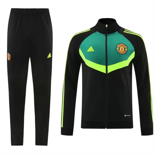 Manchester United Training Wear 2024/25 | Black Jacket and Pants